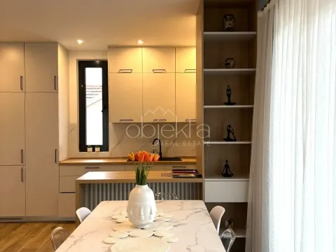 Rent, apartment, 54m², Tivat, Crna Gora - image 4