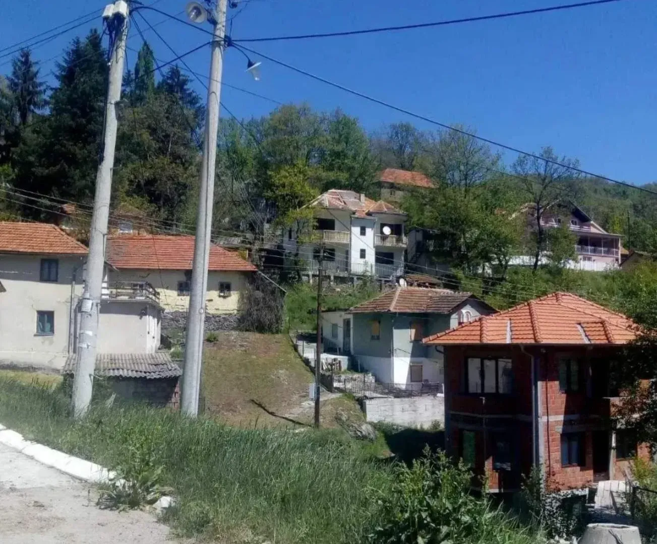 Prodaja, trosoban stan, 140m², Prolom Banja, Kuršumlija