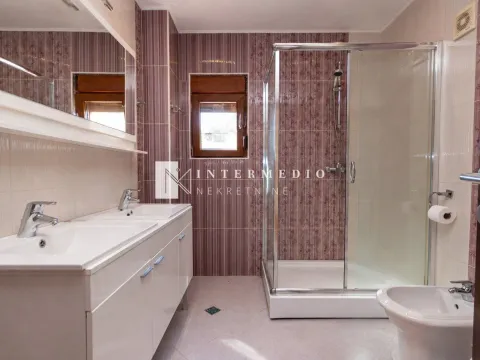 Prodaja, kuća, 227m², Zelenika, Herceg Novi - image 13