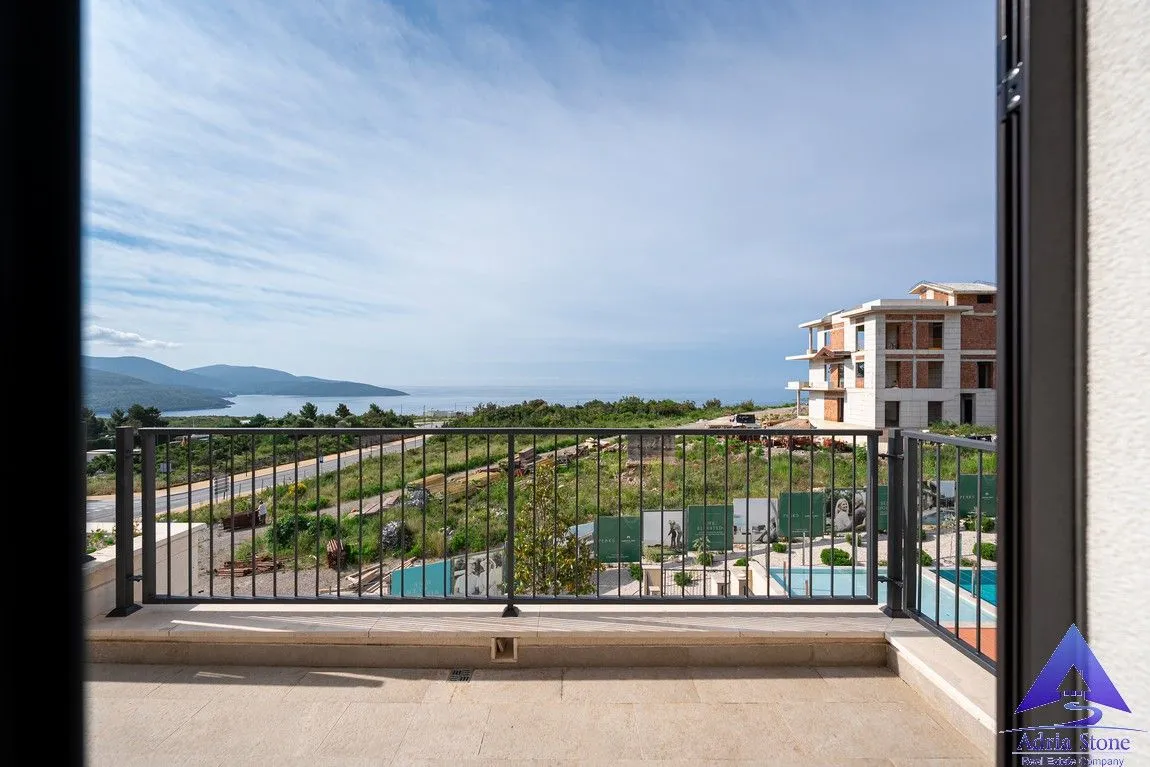 Prodaja, dvosoban stan, 94m², Luštica, Tivat