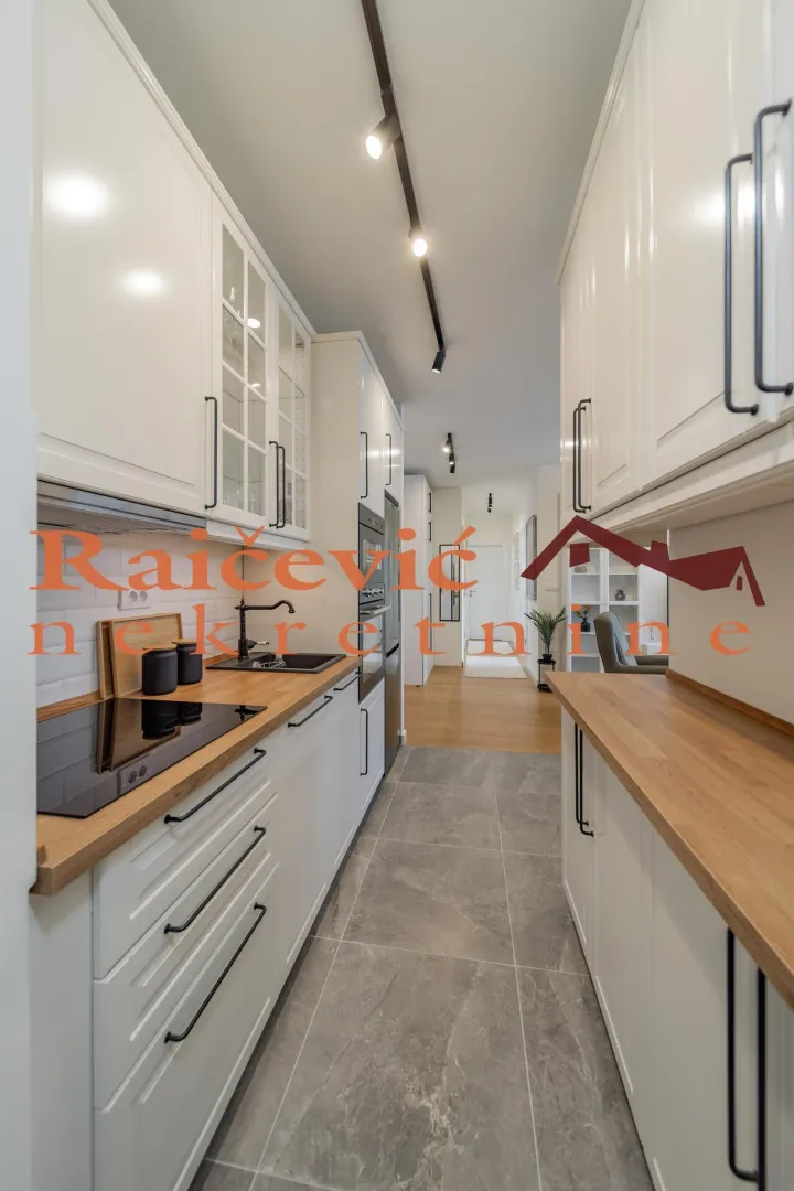 Prodaja, trosoban stan, 67m², Cerak, Beograd