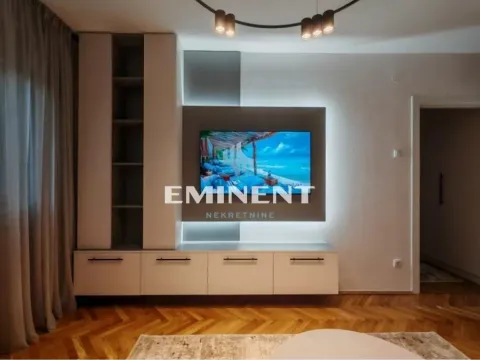 Izdavanje, dvosoban stan, 49m², Stari Grad, Beograd - image 3