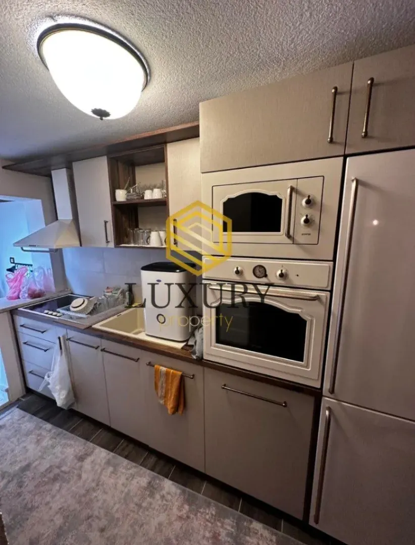 Prodaja, stan, 57m², Opatovo, Tivat