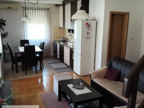 Sale, two bedroom apartment, 72m², Obrenovac, Beograd