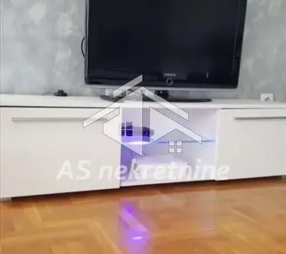 Izdavanje, dvosoban stan, 40m², Crveni Krst, Beograd - image 3