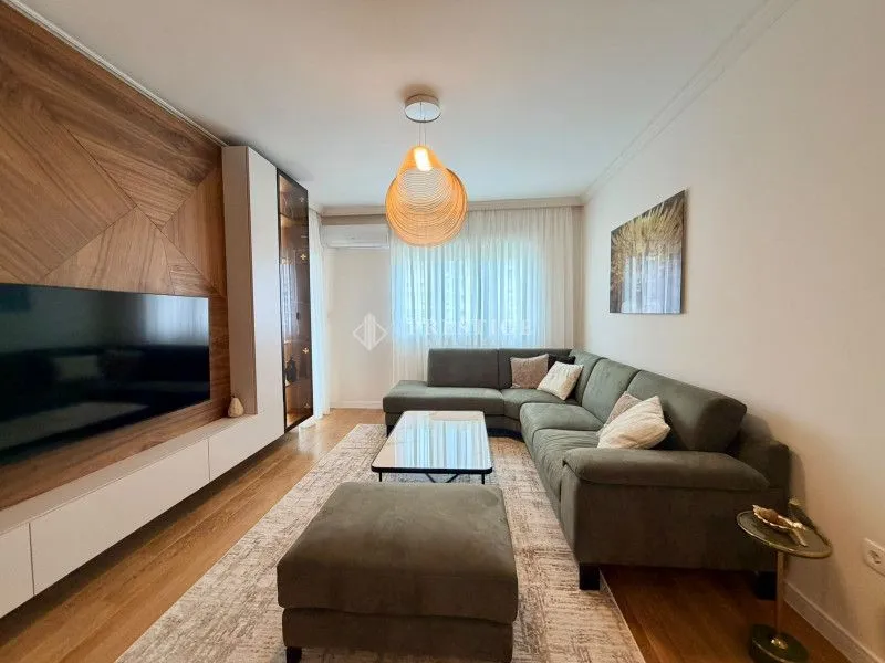 Rent, one bedroom apartment, 50m², Central Point, Podgorica