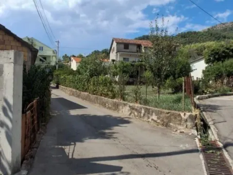 Izdavanje, garsonjera, 35m², Dumidran, Tivat - image 2