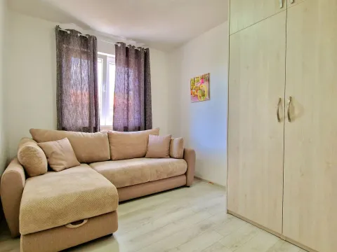 Rent, house, 185m², Zagora, Kotor - image 14