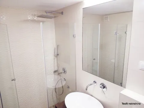 Rent, three bedroom apartment, 81m², Vračar Hram, Vračar Sve Podlokacije - image 11