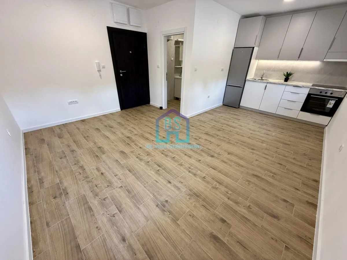 Prodaja, garsonjera, 26m², Vidovdansko naselje, Novi Sad Sve Podlokacije