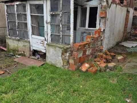 Prodaja, kuća, 41m², Karaburma, Palilula Sve Podlokacije - image 3