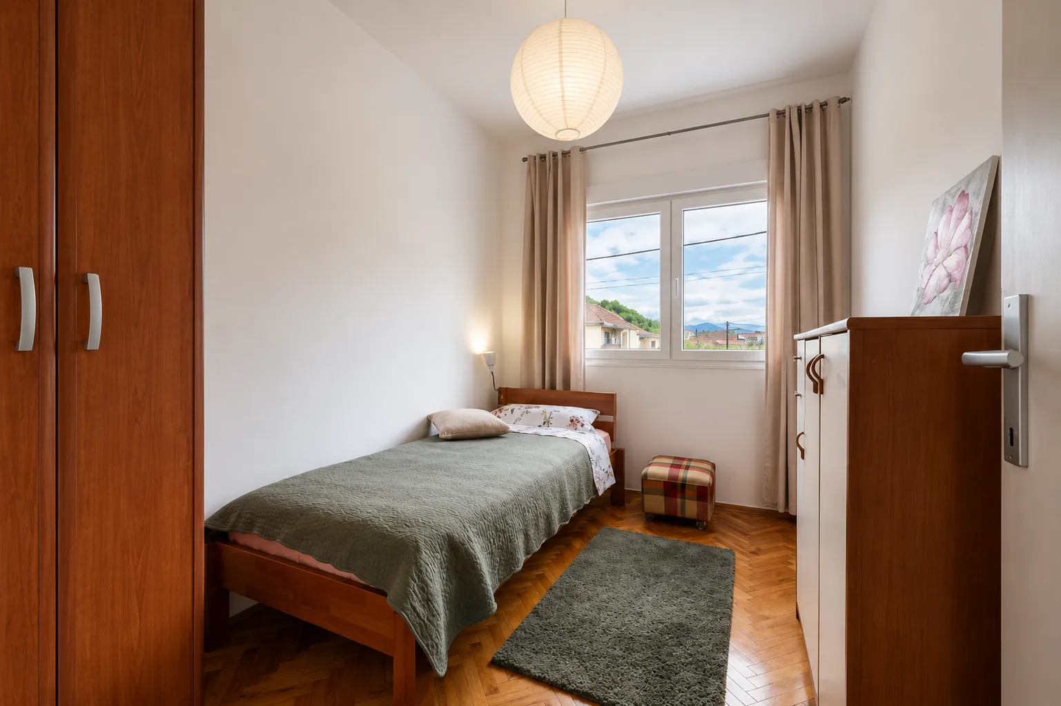 Rent, three bedroom apartment, 100m², Dalmatinska ulica, Podgorica