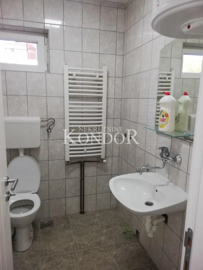 Rent, office space, 350m², Altina, Beograd