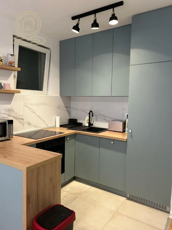 Izdavanje, dvosoban stan, 47m², Rotkvarija, Novi Sad Sve Podlokacije