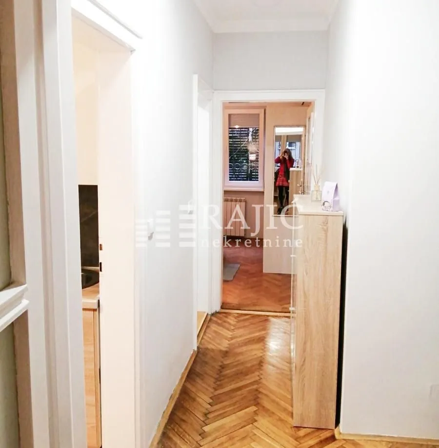 Rent, two bedroom apartment, 40m², Savski Venac, Beograd
