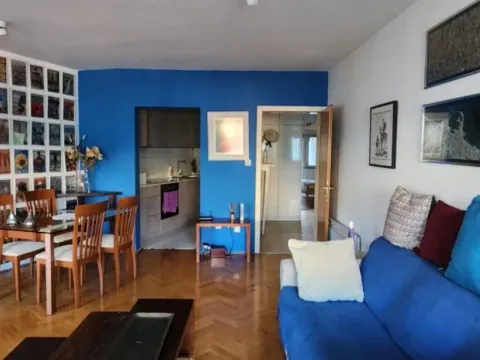 Izdavanje, dvosoban stan, 70m², Preko Morače, Podgorica - image 1