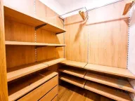 Izdavanje, trosoban stan, 120m², Kod Capital Plaze, Podgorica - image 10