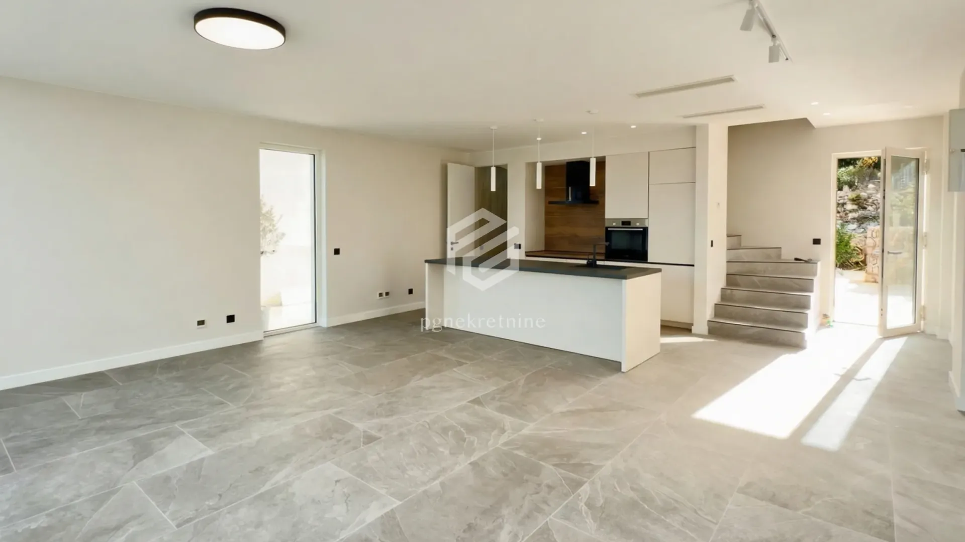 Sale, house, 119m², Krašići, Tivat