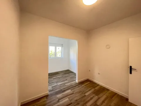 Sale, house, 118m², Budva okolina, Budva - image 8