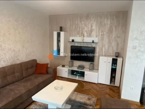 Rent, two bedroom apartment, 55m², Stari Grad, Beograd - image 2