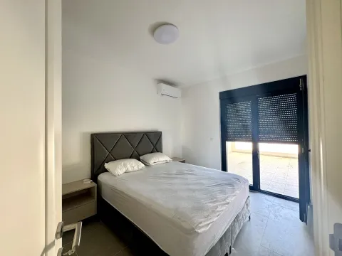 Izdavanje, dvosoban stan, 86m², Kava, Tivat - image 7