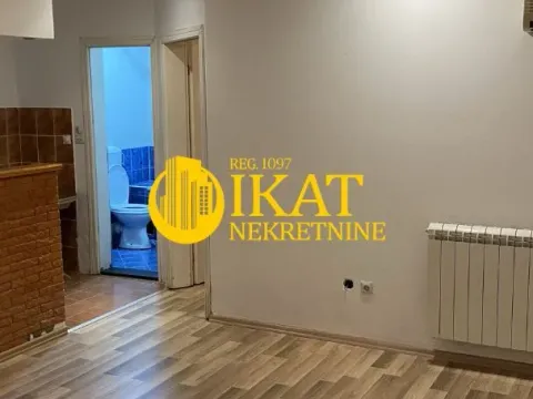 Izdavanje, trosoban stan, 45m², Gradska Bolnica, Zvezdara Sve Podlokacije - image 2