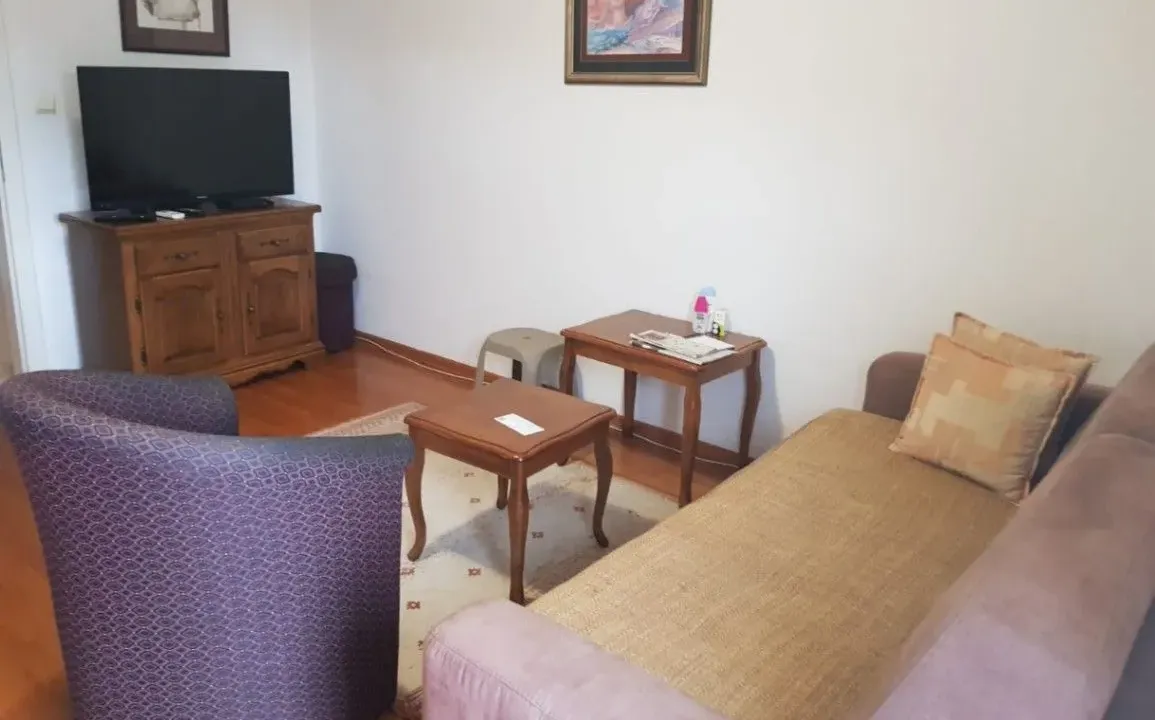 Izdavanje, trosoban stan, 92m², Slovenska Plaža, Budva