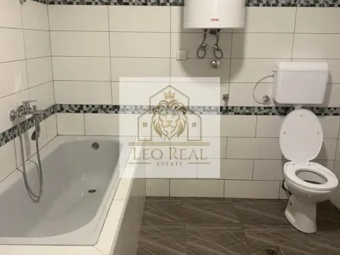 Rent, house, 330m², Dobanovci, Surčin - image 14