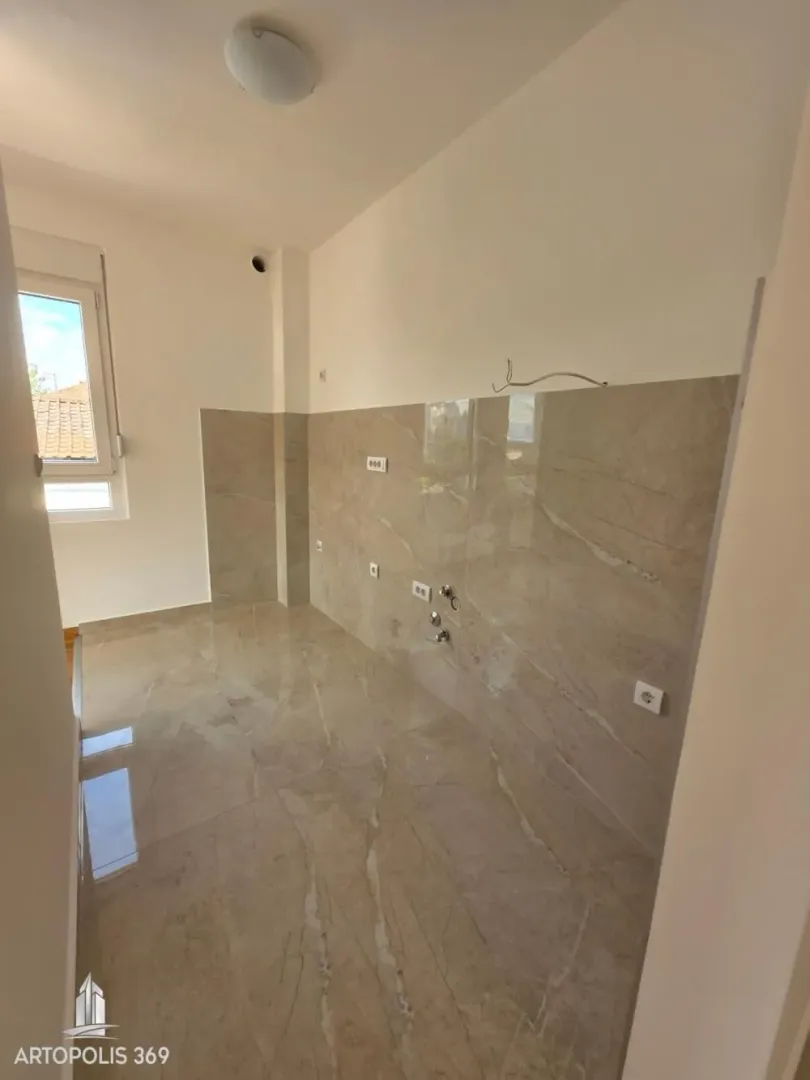 Prodaja, dvosoban stan, 63m², Batajnica, Beograd