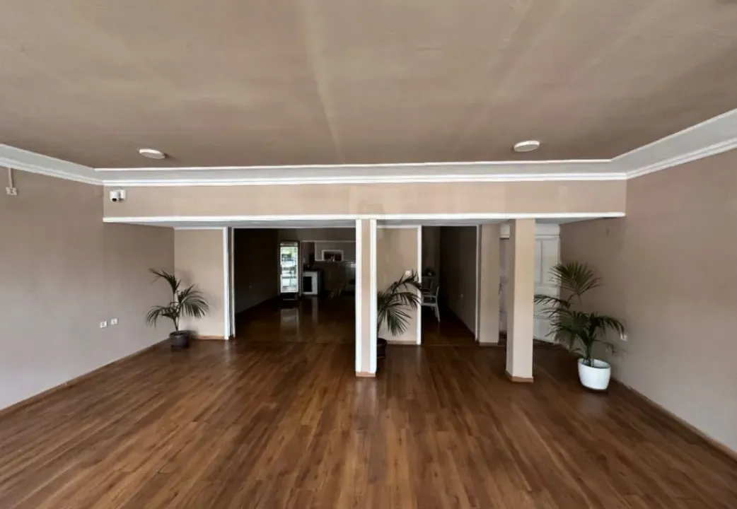 Rent, office space, 100m², Tuzi, Podgorica