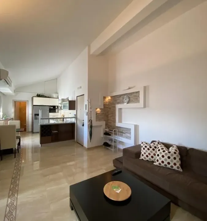 Sale, three bedroom apartment, 79m², Centar, Budva