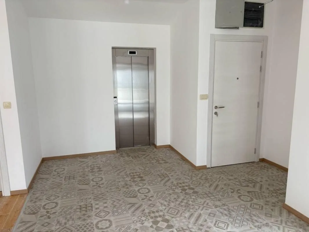 Sale, three bedroom apartment, 171m², Petrovac, Budva