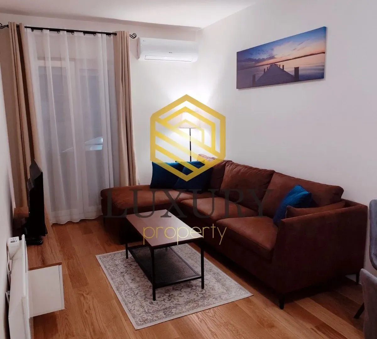 Prodaja, jednosoban stan, 40m², Central Point, Podgorica