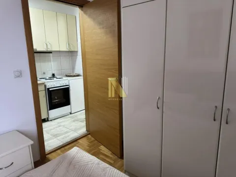 Izdavanje, jednosoban stan, 39m², Bulevar Oslobodjenja, Novi Sad Sve Podlokacije - image 6