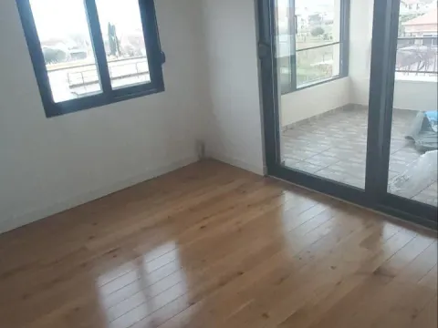 Izdavanje, kuća, 180m², Gornja Gorica, Podgorica - image 5