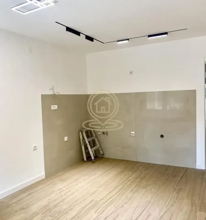 Sale, three bedroom apartment, 64m², Medijana, Niš