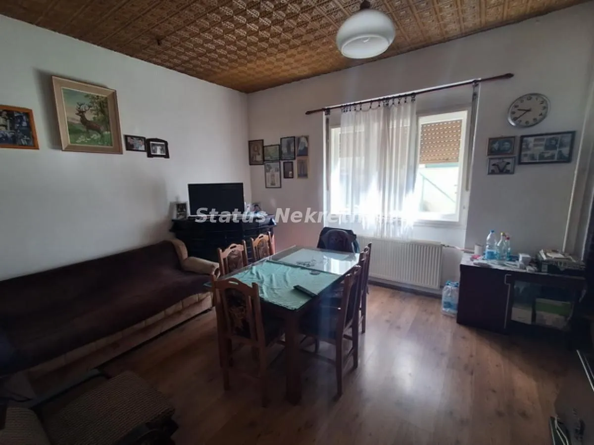 Prodaja, kuća, 185m², Futog, Novi Sad Sve Podlokacije