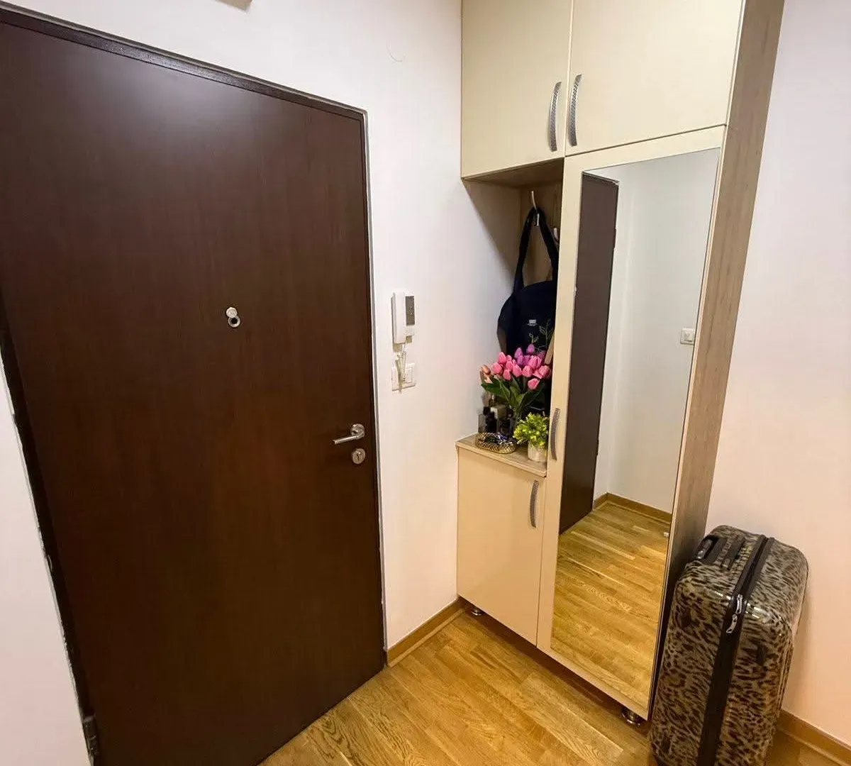 Rent, one bedroom apartment, 44m², City Kej, Podgorica