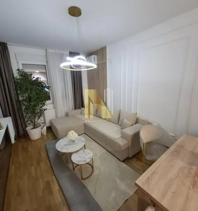 Izdavanje, trosoban stan, 59m², Avijatičarsko naselje, Novi Sad Sve Podlokacije