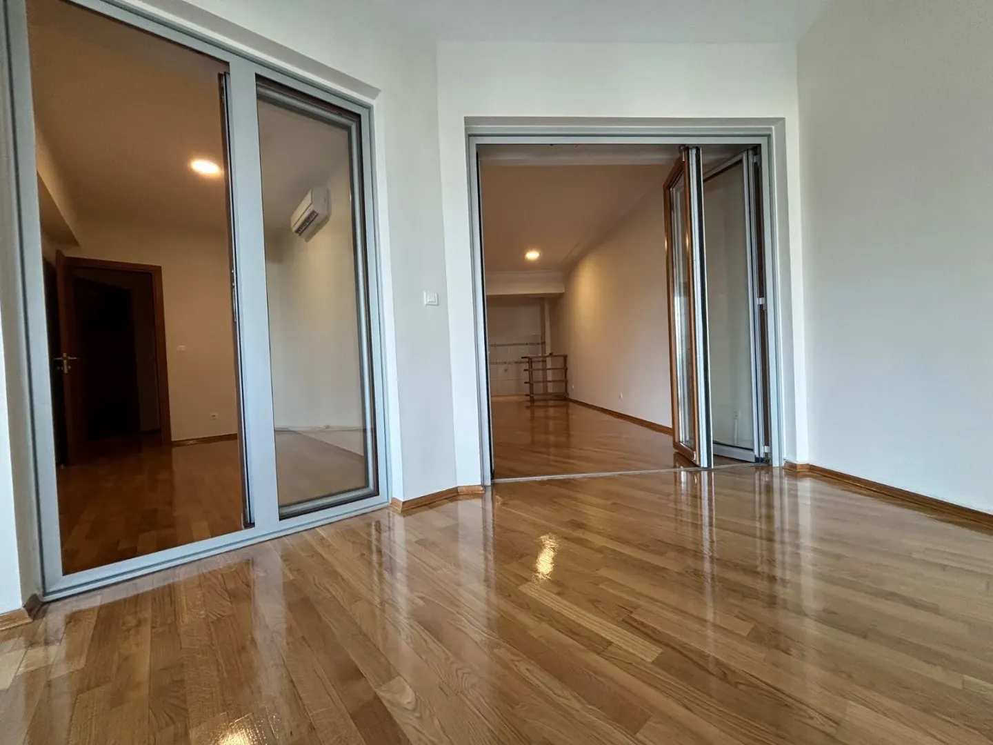 Rent, two bedroom apartment, 100m², Centar, Podgorica