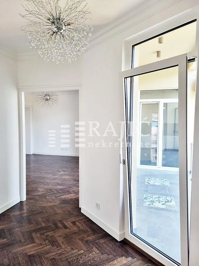 Rent, three bedroom apartment, 112m², Kalenić Pijaca, Vračar Sve Podlokacije