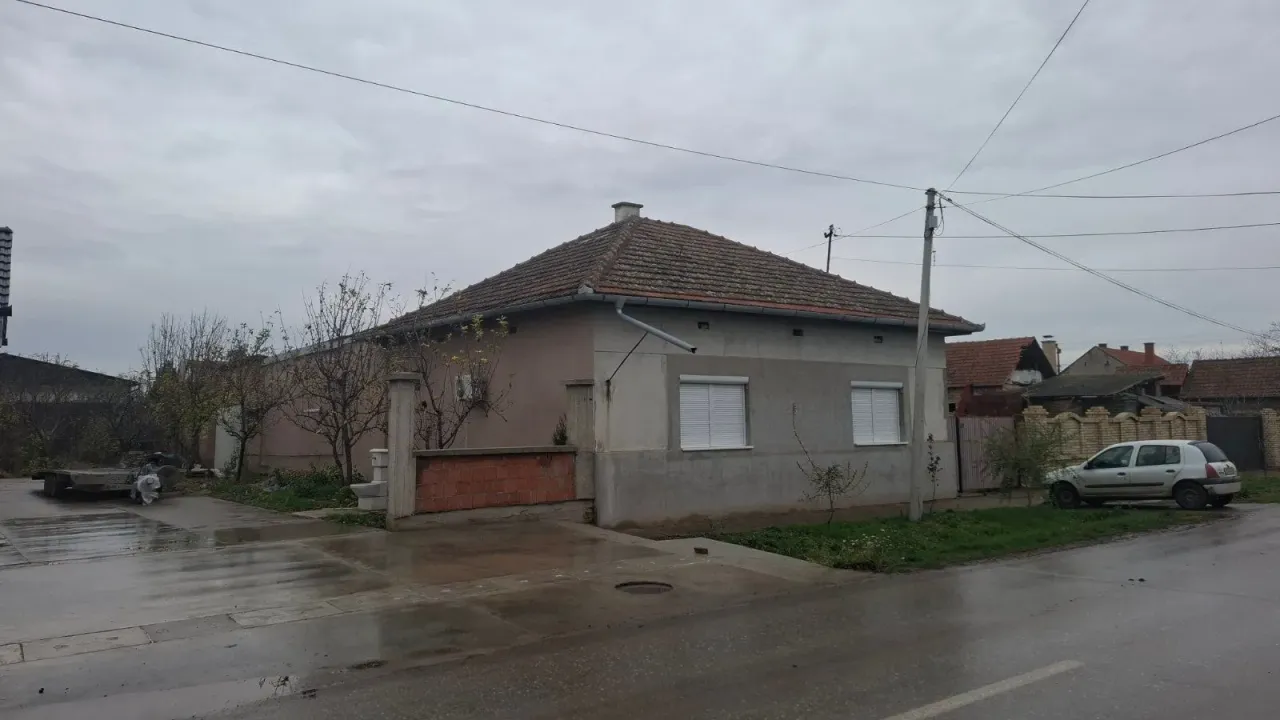 Prodaja, kuća, 90m², Novi Bečej, Zrenjanin