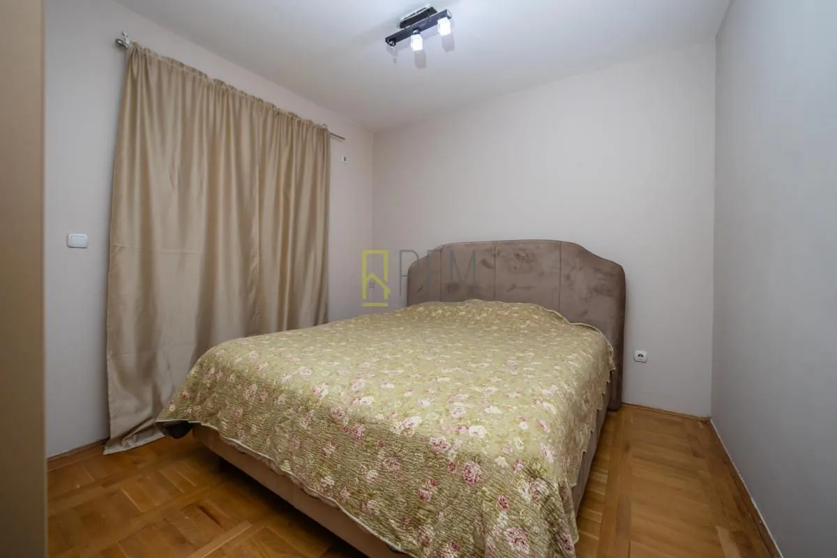 Prodaja, dvosoban stan, 70m², Cetinje, Crna Gora