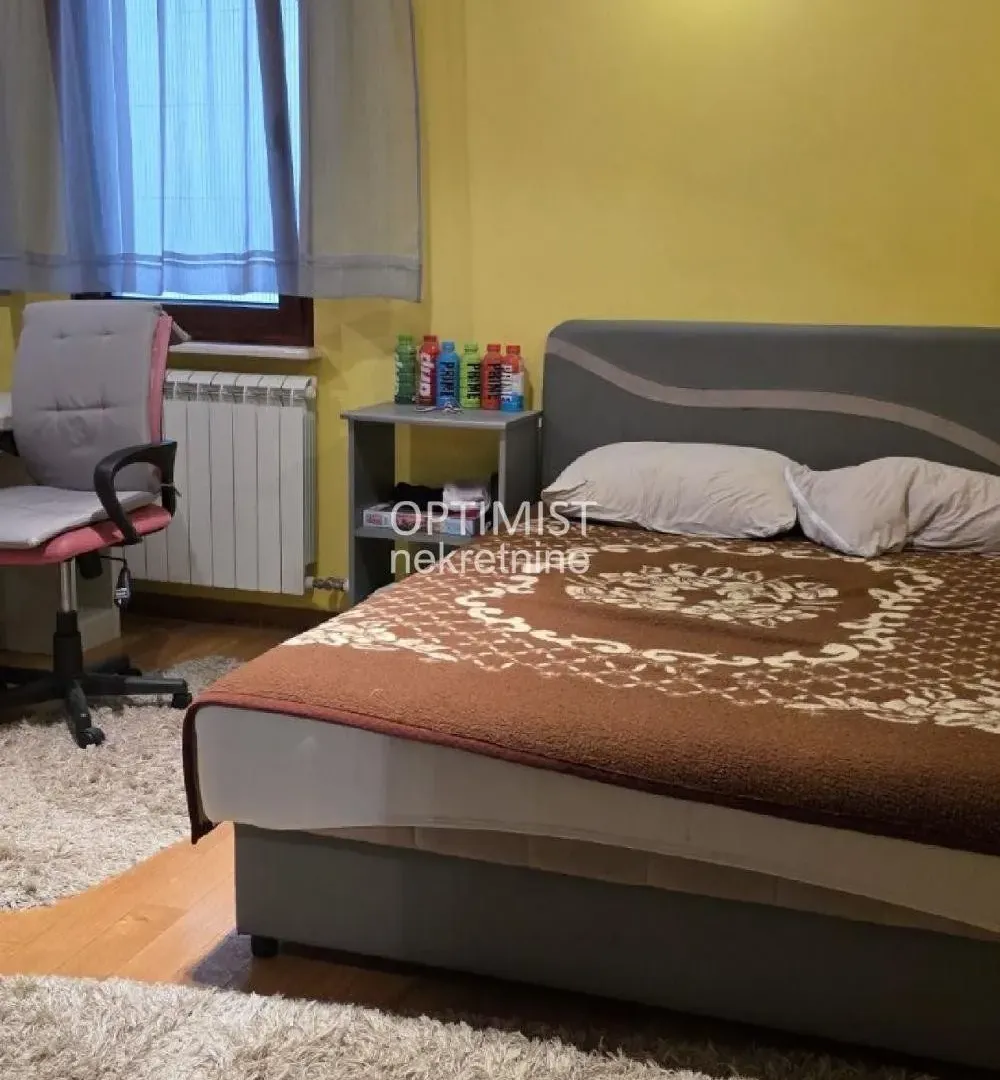 Sale, four bedroom apartment, 124m², Voždovac Sve Podlokacije, Beograd