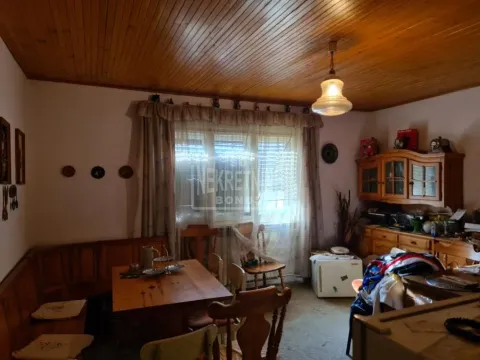 Sale, house, 270m², Železničko Naselje, Subotica - image 12