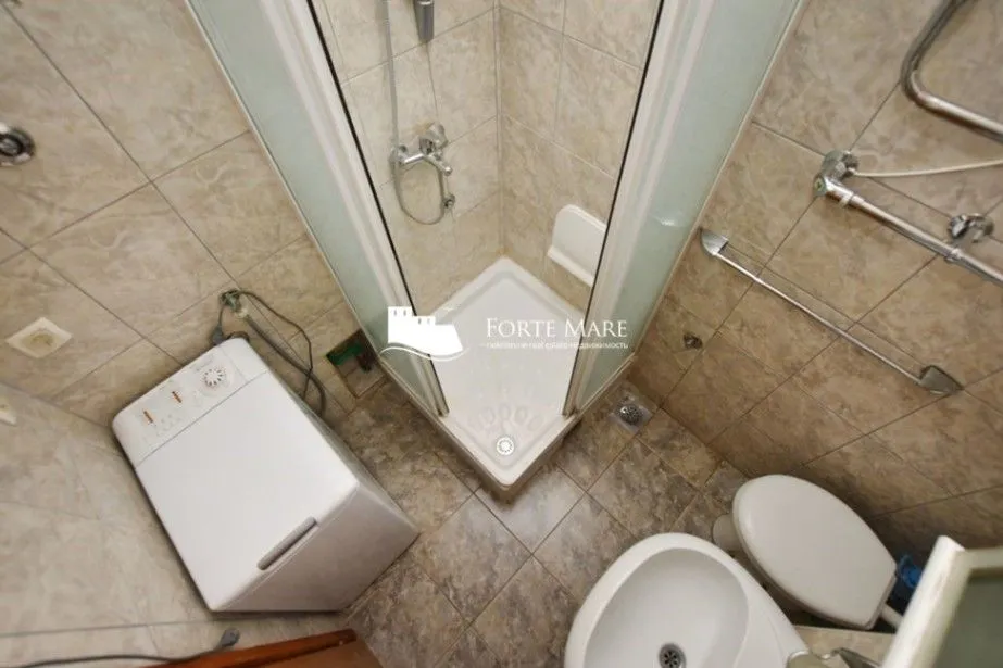 Prodaja, dvosoban stan, 70m², Đenovići, Herceg Novi