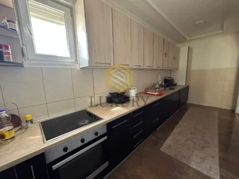 Izdavanje, kuća, 160m², Donja Gorica, Podgorica - image 4