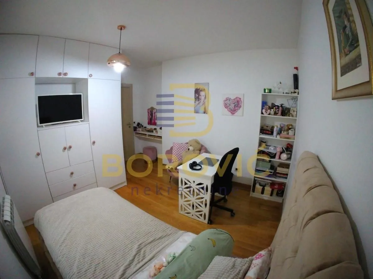 Prodaja, četvorosoban stan, 103m², Voždovac Sve Podlokacije, Beograd