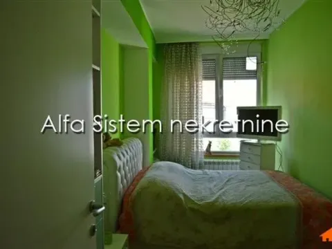 Izdavanje, stan, 230m², Čubura, Beograd - image 20