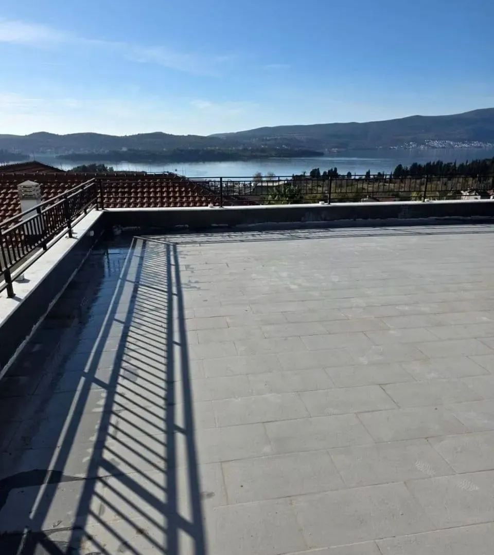 Prodaja, dvosoban stan, 49m², Centar, Tivat